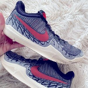 🔥$30.00 FIRM🔥Nike Kobe Bryant 2018 Mamba Rage Snakeskin Sneakers